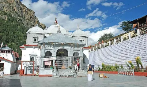 Yamunotri & Gangotri Yatra (From Haridwar, Rishikesh, Dehradun)2026