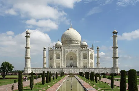 Agra cab from Delhi